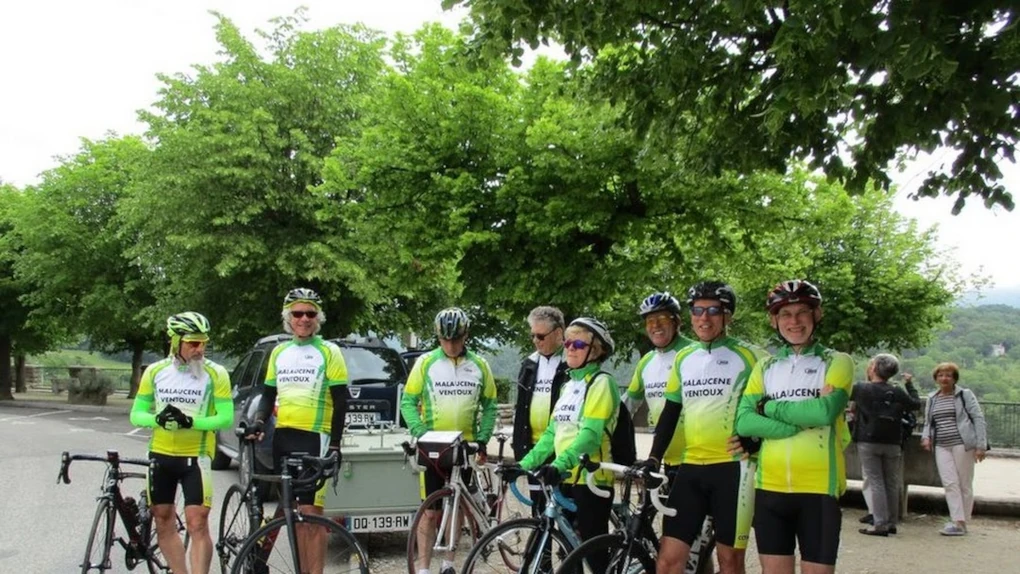 Equipe du Cyclo Club Tourisme Malaucène Ventoux